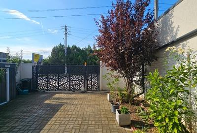 Casa modernă, complet mobilată și utilată, cu panouri solare, direct proprietar - 13