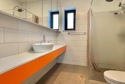 Casă individuală cu 6 camere cu Canalizare în Iancu Nicolae - 10