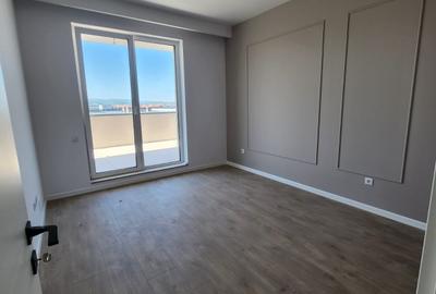 Penthouse cu 3 camere semidecomandat în Florești - 4