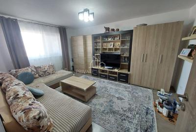 Apartament 3 Camere , De Vanzare, 22 Decembrie, 7 Noiembrie - 5