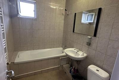 Apartament cu 3 camere decomandat în Micro 18 - 8