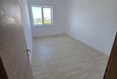 Vand apartament 3 camere - 3