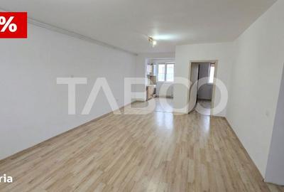 Apartament cu 4 camere semidecomandat în Lupeni - 6