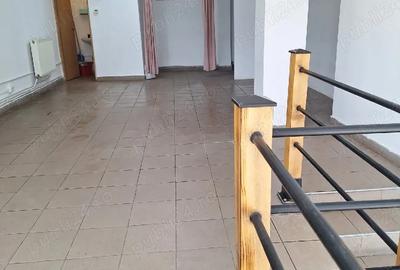 Spațiu comercial, de 48 mp, în Ampoi 3 - 2
