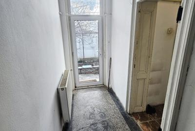 Casă individuală cu 5 camere cu Canalizare în Central - 36