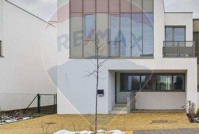 Vila luminoasa, cu finisaje premium, 4 camere in Tunari - Amber Forest - 2