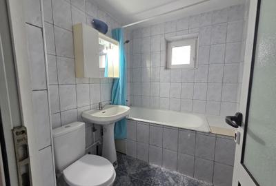 Apartament cu 3 camere decomandat în Dacia - 13