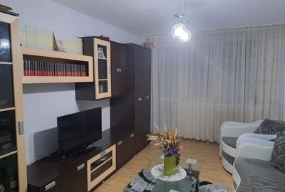 Apartament cu 2 camere decomandat în Exterior Vest