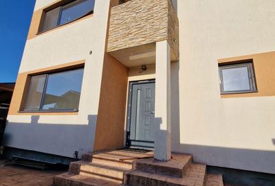 Casă cu 3 camere cu Teren 532 Mp în Săcălaz - 1