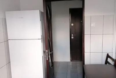 Apartament cu 2 camere, etajul 3/4,  zona Podu Ros - 3