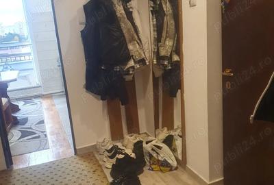 Inchiriez apartament 4 camere central - 2