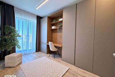 Casă cu 4 camere cu Teren 30 Mp în Central - 15