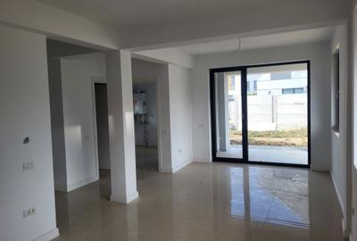 Casă cu 4 camere în Central - 6