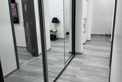 Vand apartament cu 2 camere decomandat - 2