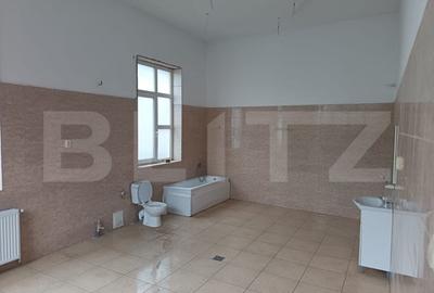 Casa cu 4 camere, 191 mp, zona Centrala, 0% Comision - 9