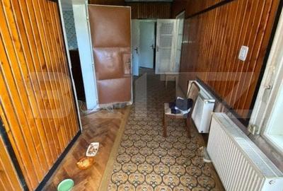 Apartament de 4 camere, decomandat, 212 mp si teren, zona Neptun - 11