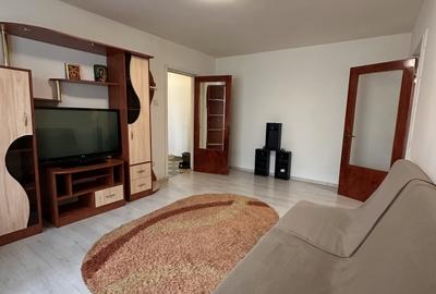 Apartament cu 2 camere semidecomandat, mobilat în Berceni