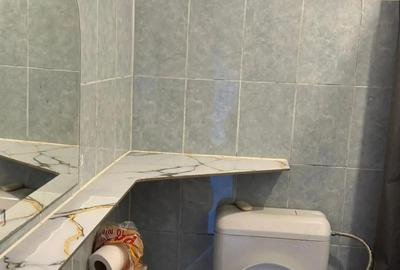 In Giroc,Bucatarie separata,180 E,libera acum - 2