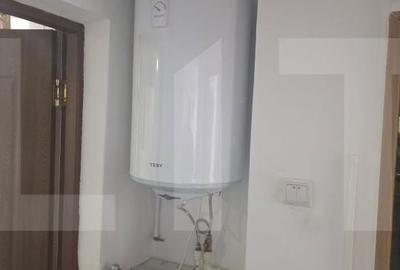 Apartament cu 3 camere semidecomandat în Ciucului