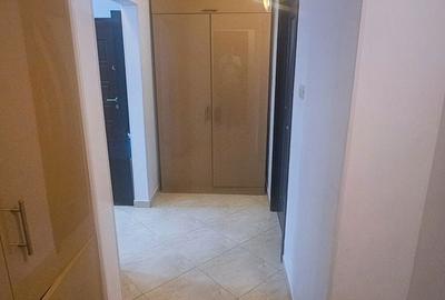 Apartament cu 3 camere în Calea București - 2