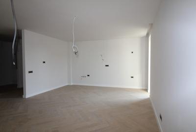4 camere 3 bai 2 terase mari 2 locuri de parcare.ARQA. zona Jollie Ville Volunta - 4