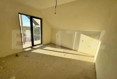 Casă cu 4 camere cu Teren 500 Mp în Central