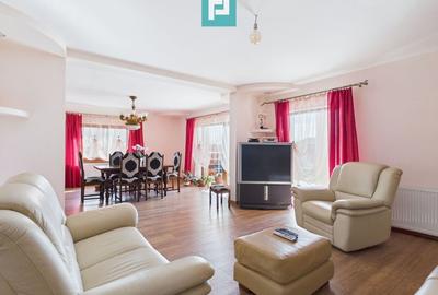 Vila spațioasă 5 camere, 2 niveluri lângă oraș - 2