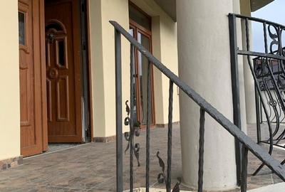 Casă cu 4 camere cu Teren 2300 Mp în Oșorhei - 3