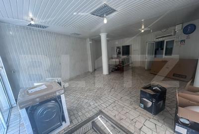 Spatiu comercial 50 mp, vitrina, stradal, zona centrala - 2
