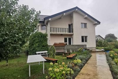 Casă cu 4 camere în Aroneanu - 8