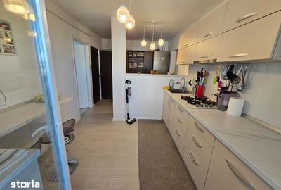 Apartament cu 3 camere, mobilat în Cug - 12