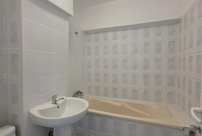 Apartament cu 3 camere decomandat în Tineretului - 12