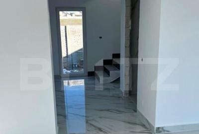 Casă cu 4 camere cu Teren 300 Mp în Central - 1