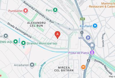 Apartament cu 3 camere semidecomandat în Mircea cel Bătrân