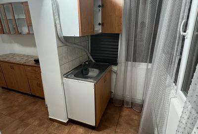Proprietar, inchiriez apartament 2 camere - 2