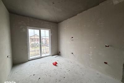 Casă cu 4 camere cu Teren 313 Mp în Central - 8