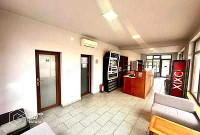 Spatiu comercial, 3 camere,locatie excelenta, 5 locuri parcare,str Andrei Saguna - 1