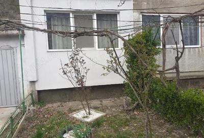 Apartament cu 4 camere decomandat în Central - 4