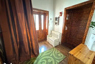 Casă cu 3 camere cu Teren 180 Mp în Central - 12