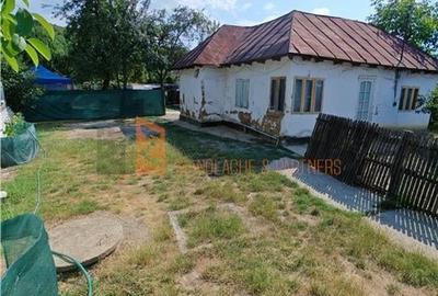 Casă individuală cu 2 camere în Măgura