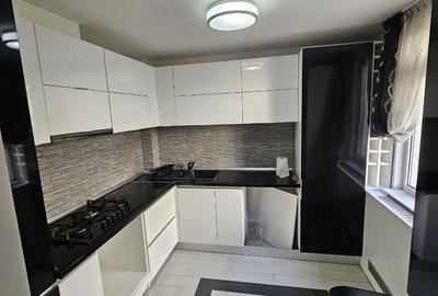 Apartament cu 3 camere în Mărăței - 3