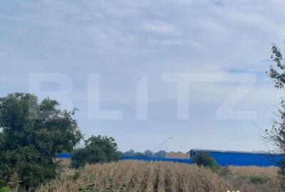 Teren de 1700 mp, în Careiului