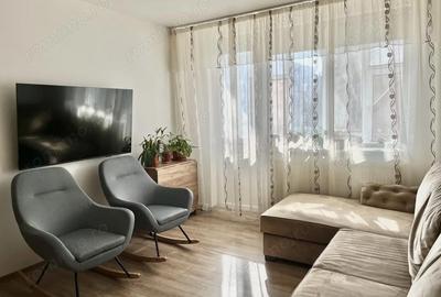 Apartament cu 3 camere semidecomandat în Sud - 6