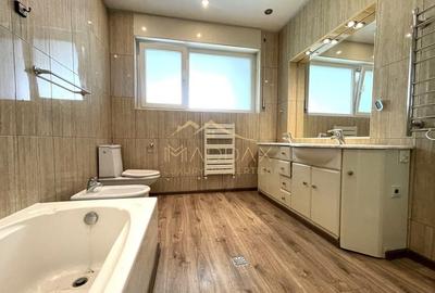 4 rooms ***203 SQM useful*** / 38 SQM terrace + garage / Primaverii - 27