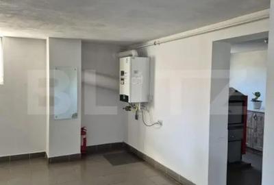 Casă cu 4 camere cu Teren 1200 Mp în Livezeni - 4