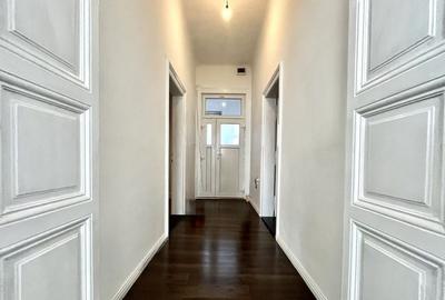 Un apartament care îți oferă orașul la un pas și vedere la Bega - 14