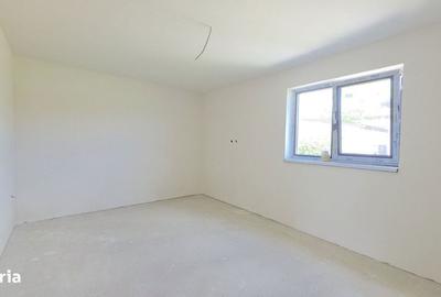 Casă cu 4 camere în Noua - 4