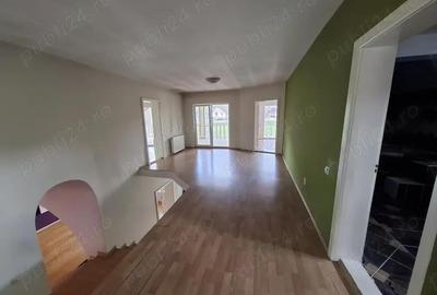 Casă cu 4 camere cu Teren 780 Mp în Valea Borcutului