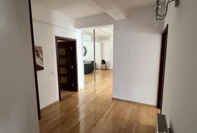 Apartament cu 3 camere decomandat în Republicii - 10