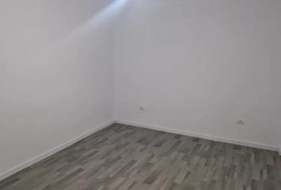 Casă cu 3 camere cu Teren 150 Mp în George Enescu - 2